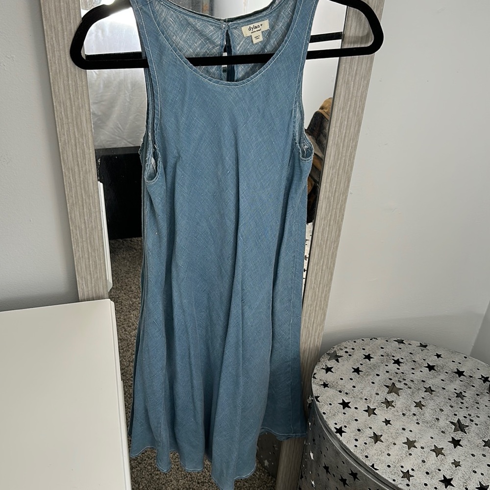 Light denim dress with pockets